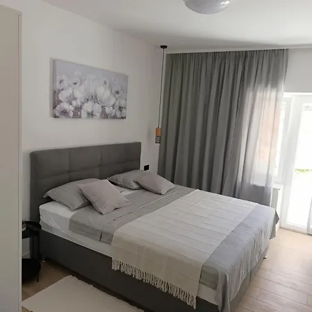 Apartment Ladini Lana