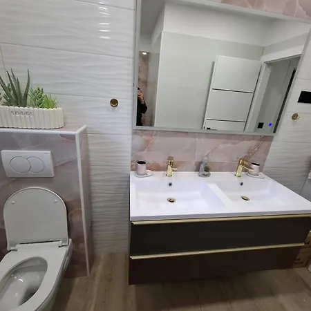 Ladini Lana Apartment