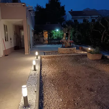 Apartman Ladini Lana